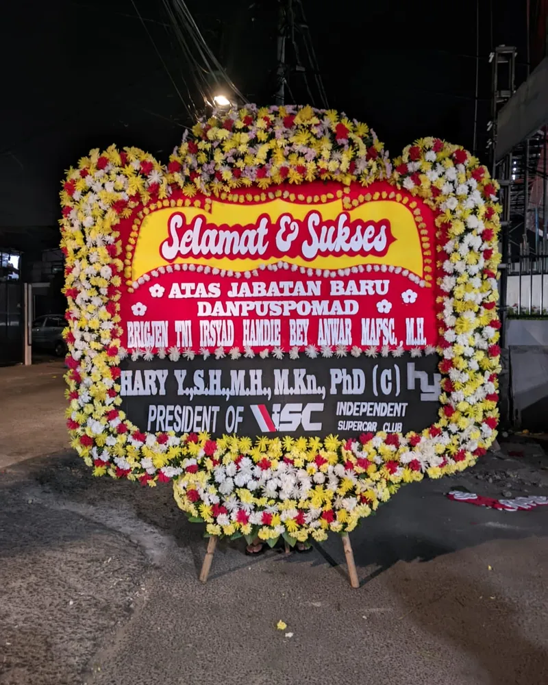 Bunga Papan Selamat & Sukses Premium Rosenufa Florist