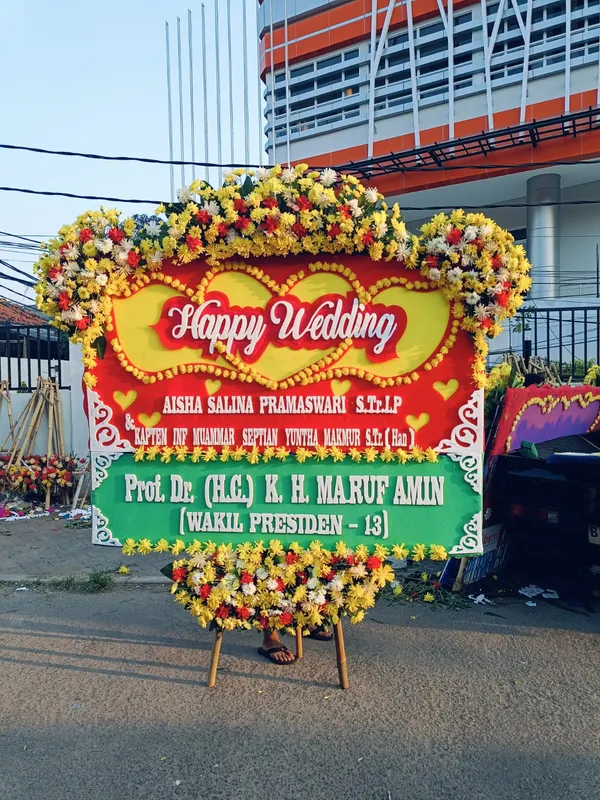 Bunga Papan Happy Wedding Deluxe
